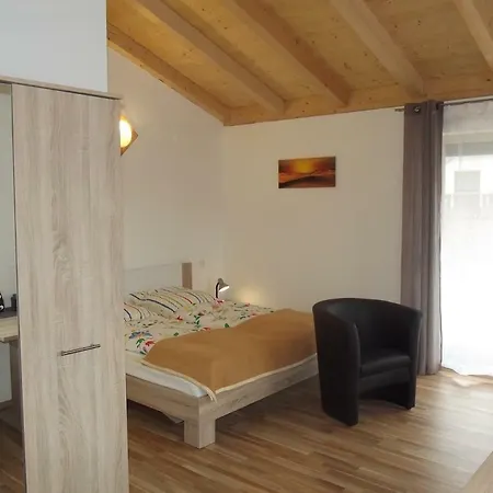 Gaestehaus Hubertus Bad Aibling Buitenkant foto